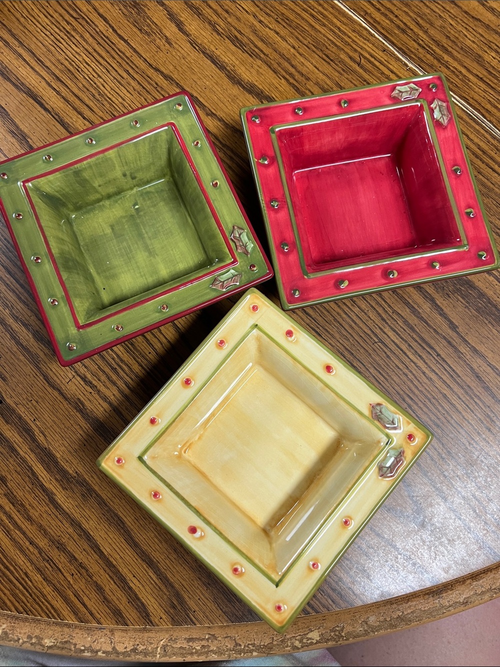 Demdaco Crimson Berry Ceramic Square Snack Bowls in Red, Green & Yellow